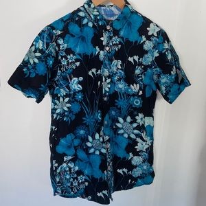 Modern Amusement Men’s S short sleeve button up shirt